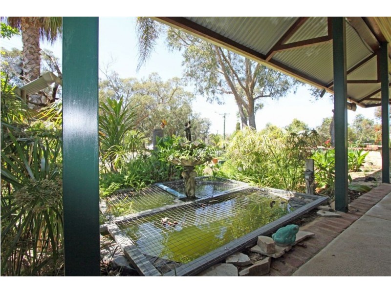 14 Redcliff Road, Greenfields WA 6210