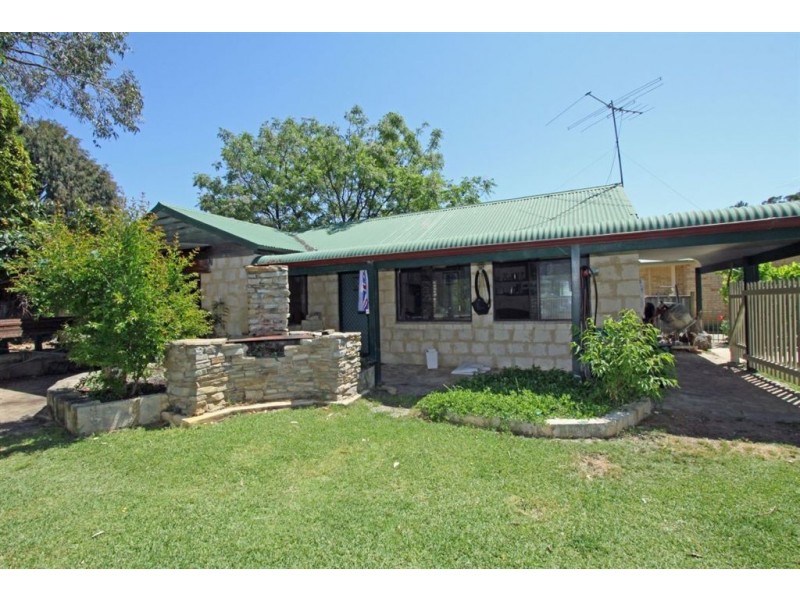 14 Redcliff Road, Greenfields WA 6210