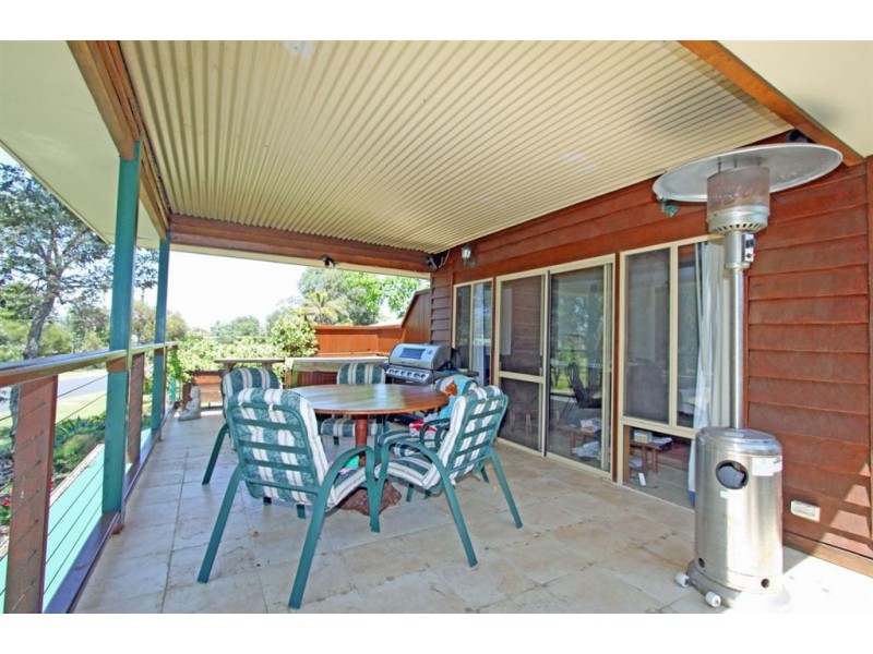 14 Redcliff Road, Greenfields WA 6210