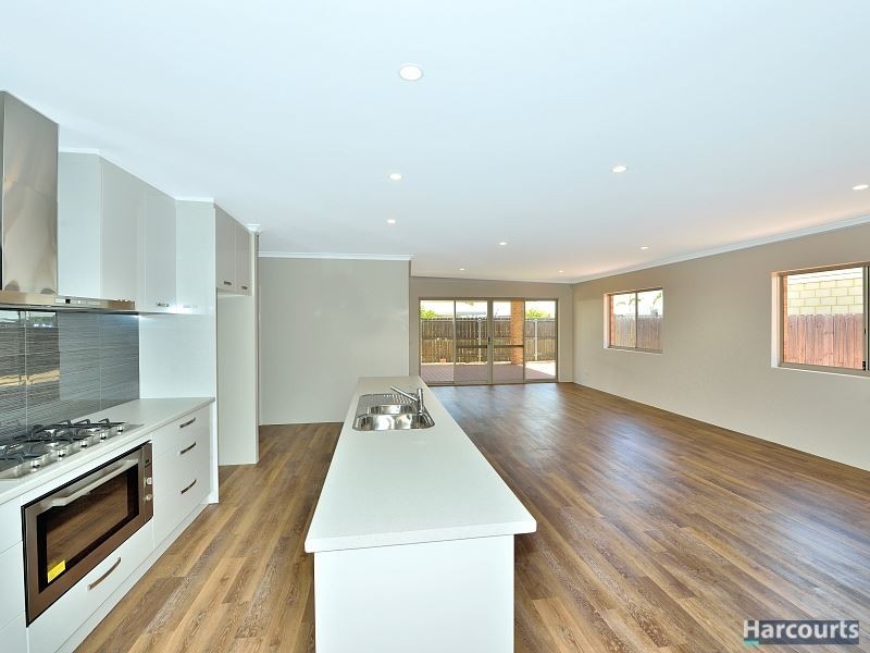 20 Wanjeep Street, Dudley Park WA 6210