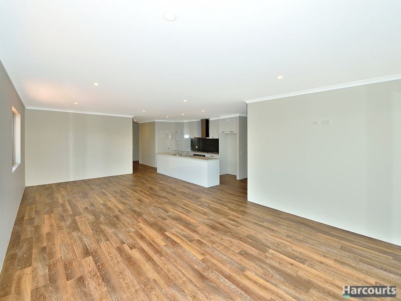 20 Wanjeep Street, Dudley Park WA 6210