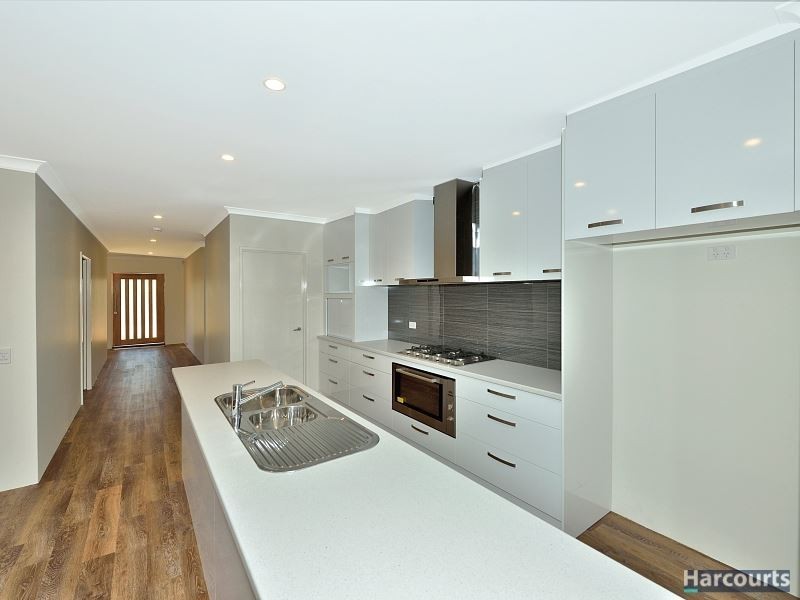 20 Wanjeep Street, Dudley Park WA 6210