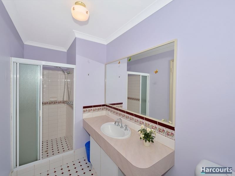 4 Rosebud Place, Halls Head WA 6210