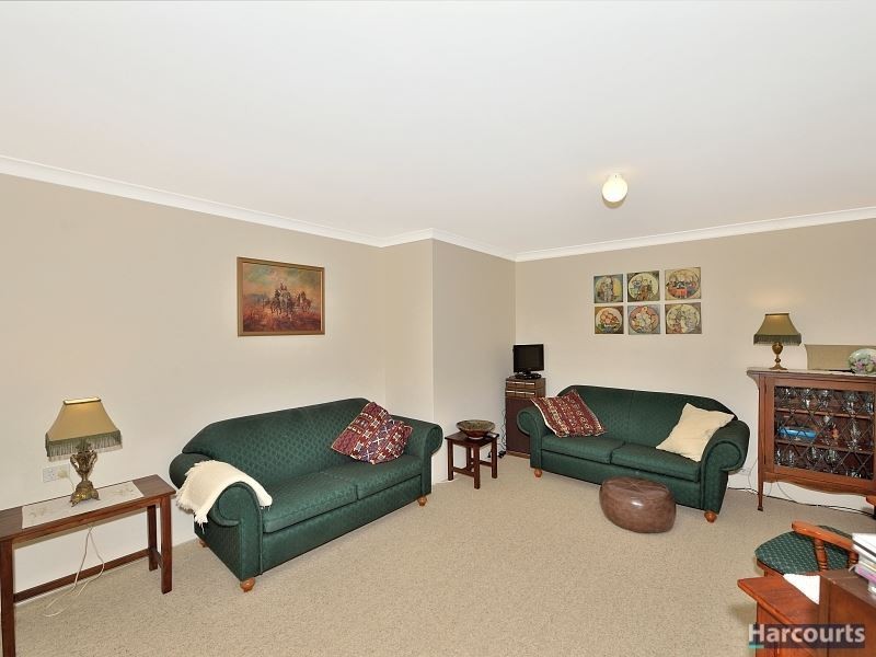4 Cobb Court, Greenfields WA 6210