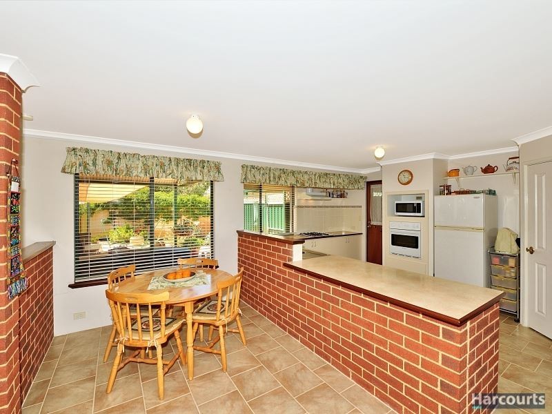 4 Cobb Court, Greenfields WA 6210