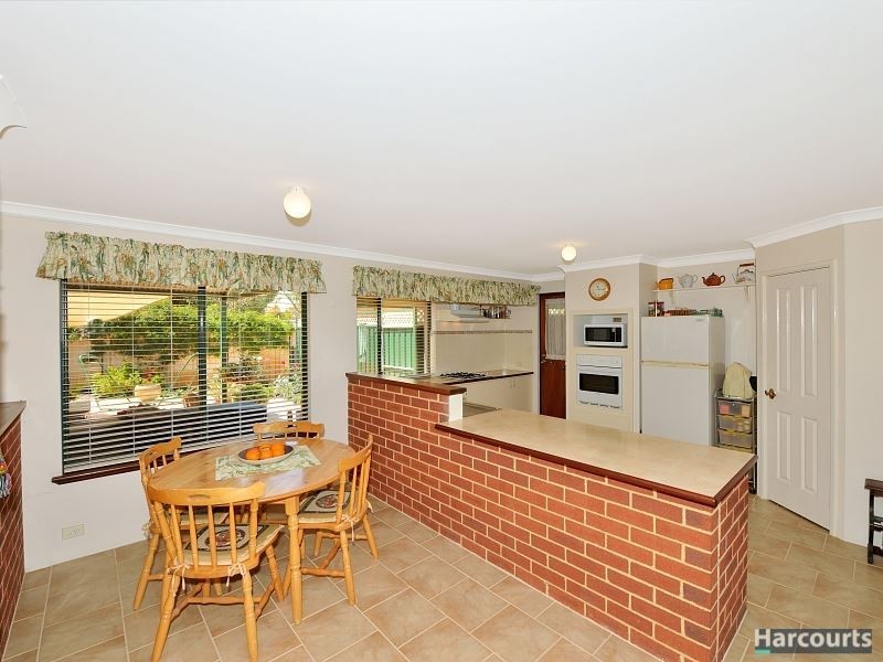 4 Cobb Court, Greenfields WA 6210