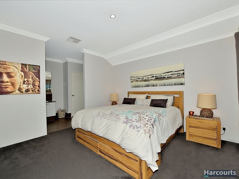 33 Britawast Road, Madora Bay WA 6210