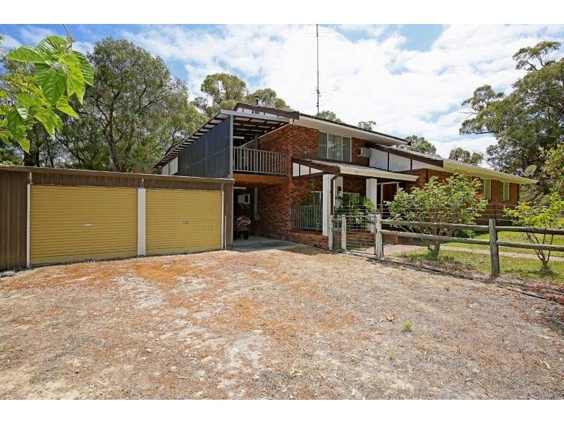 214 Newnham Road, Lake Clifton WA 6215