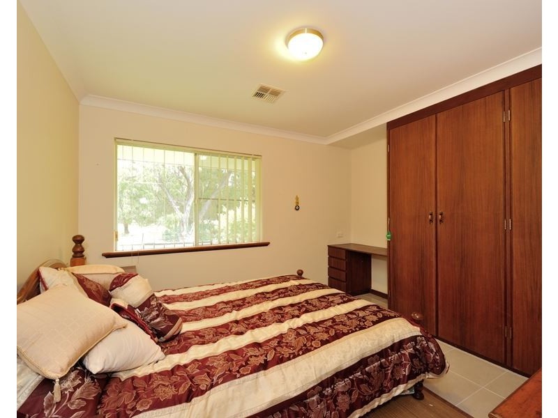 214 Newnham Road, Lake Clifton WA 6215