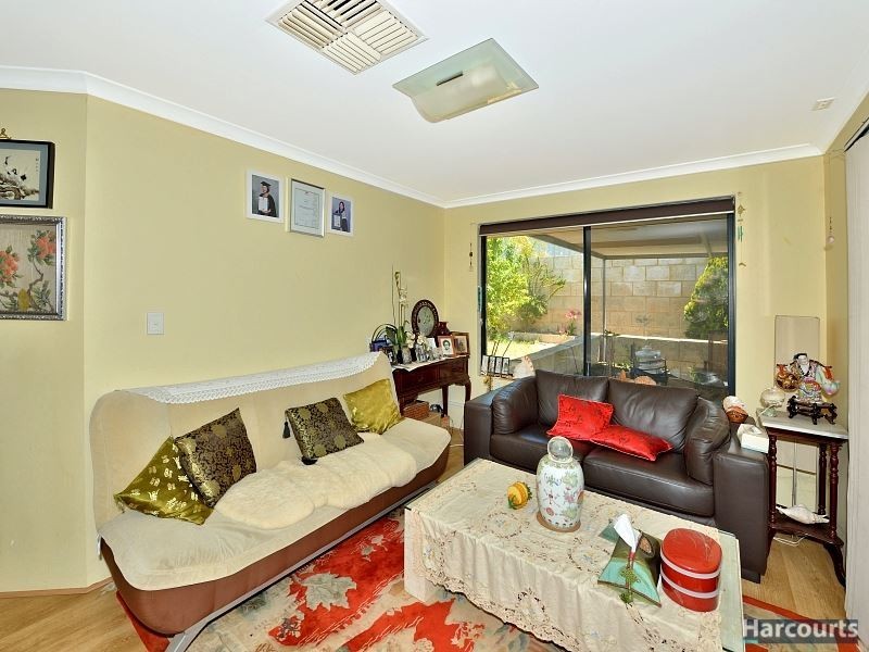 6 Olympus Rise, Greenfields WA 6210