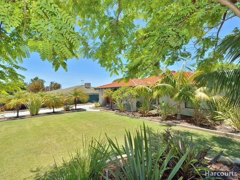 36 Portmarnock Circle, Halls Head WA 6210