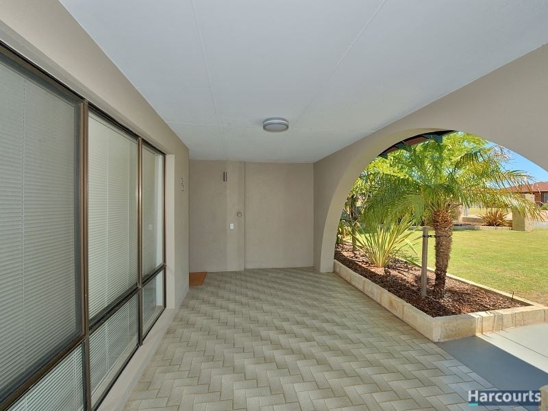 36 Portmarnock Circle, Halls Head WA 6210