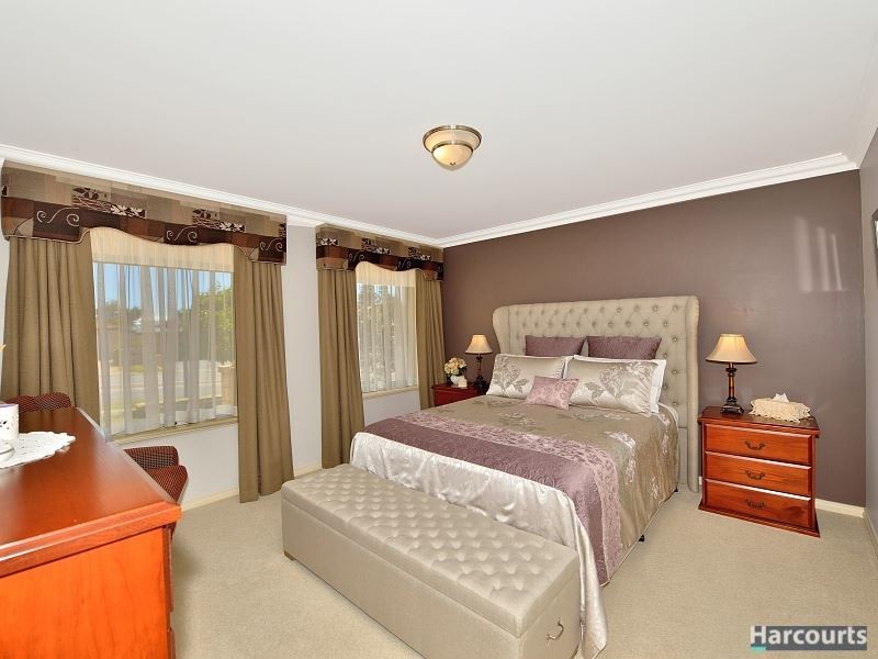 21 Daydream Plaza, Halls Head WA 6210