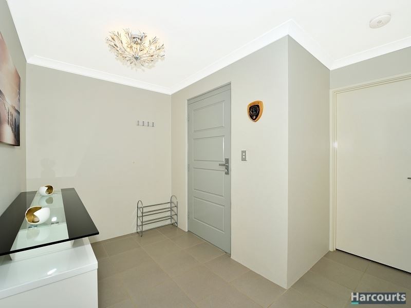 24 Longmeadow Vista, Meadow Springs WA 6210