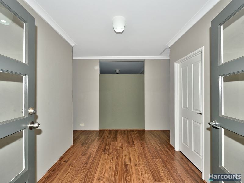 25 Empress Court, Barragup WA 6209