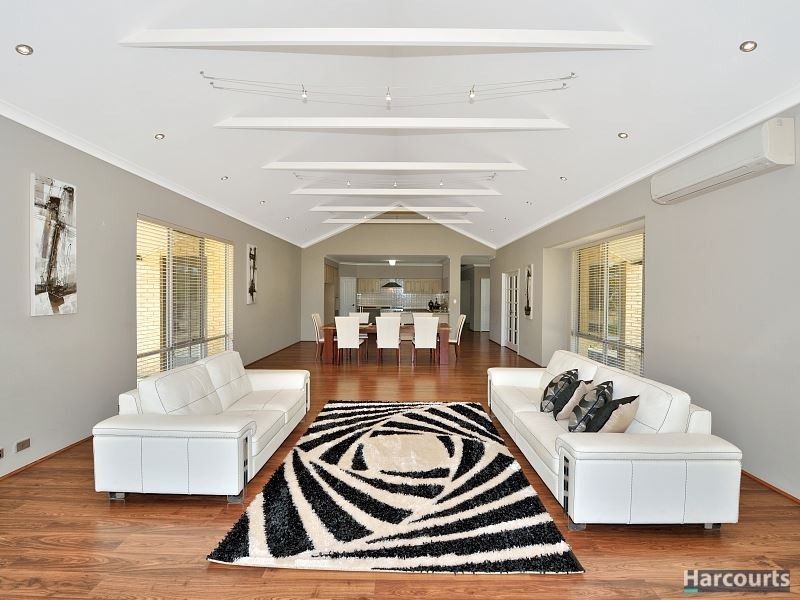 25 Empress Court, Barragup WA 6209