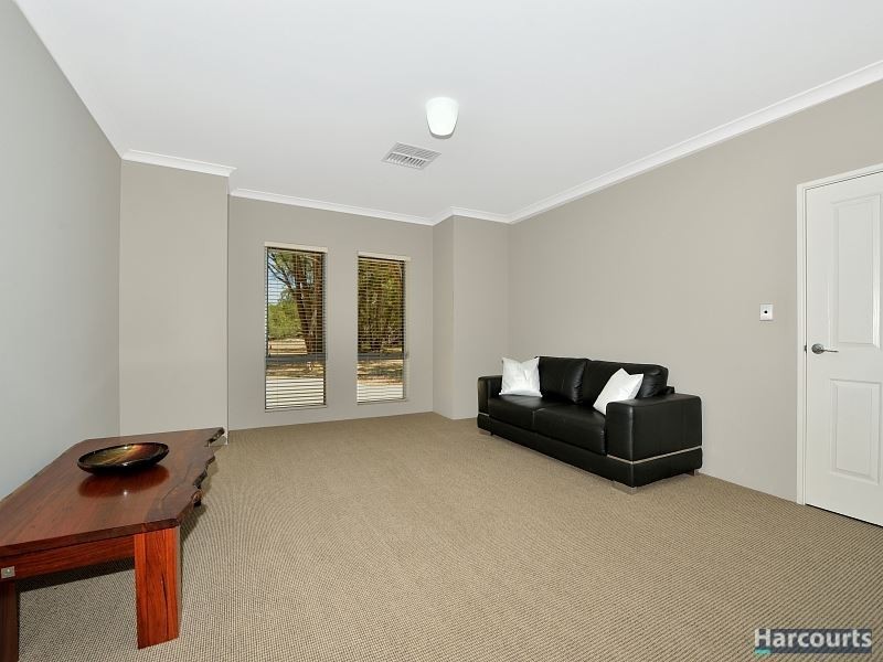 25 Empress Court, Barragup WA 6209