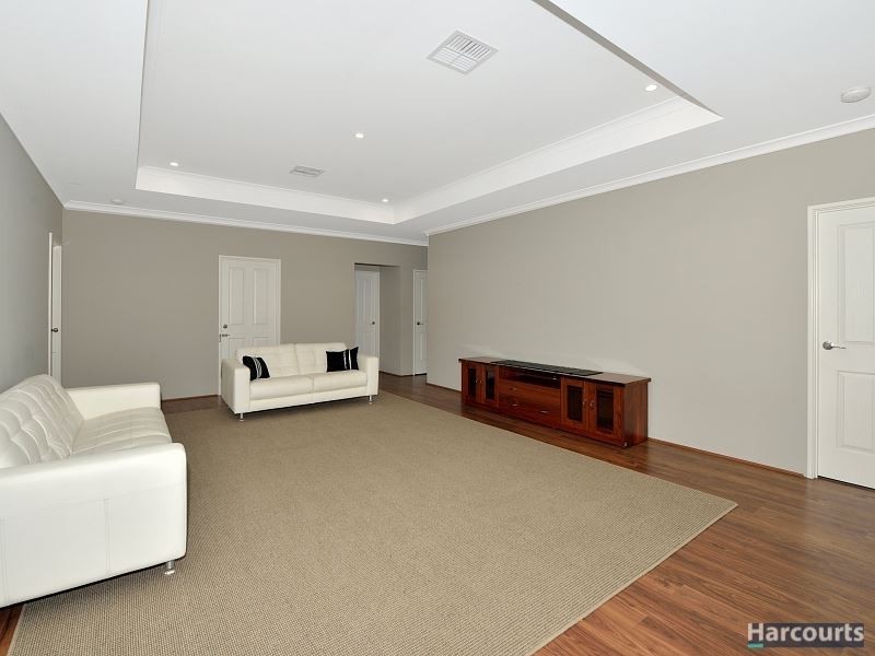 25 Empress Court, Barragup WA 6209