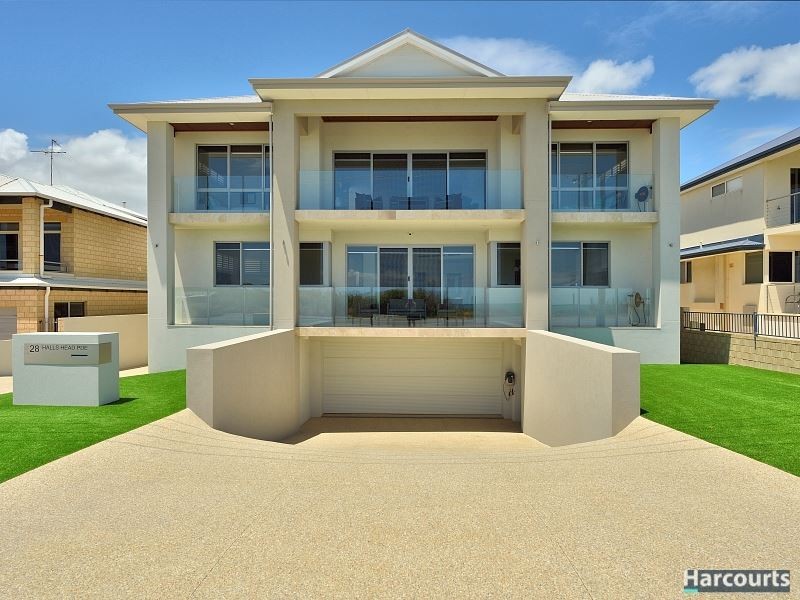 28 Halls Head Parade, Halls Head WA 6210
