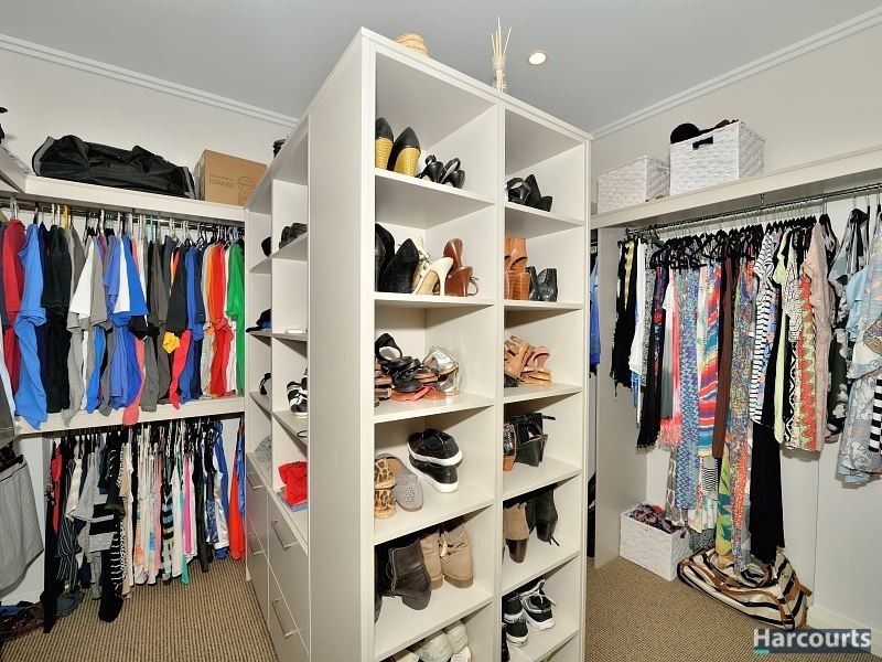 28 Halls Head Parade, Halls Head WA 6210