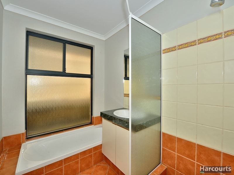 1 Maidstone Parade, Secret Harbour WA 6173