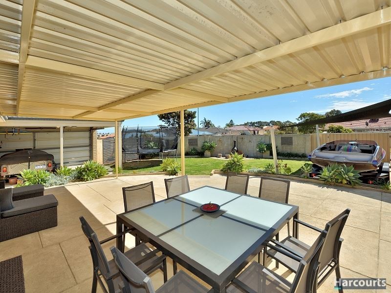 1 Maidstone Parade, Secret Harbour WA 6173