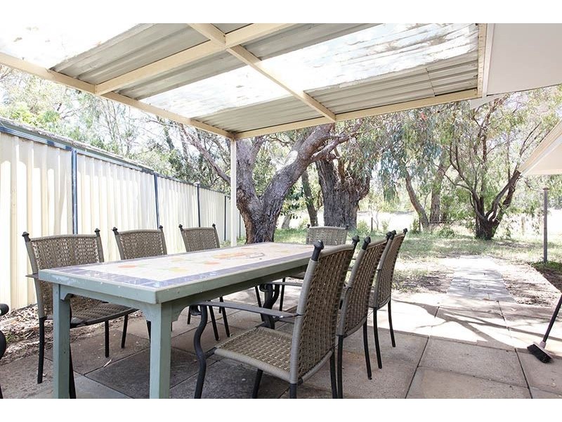 16 Fairway Terrace, Preston Beach WA 6215