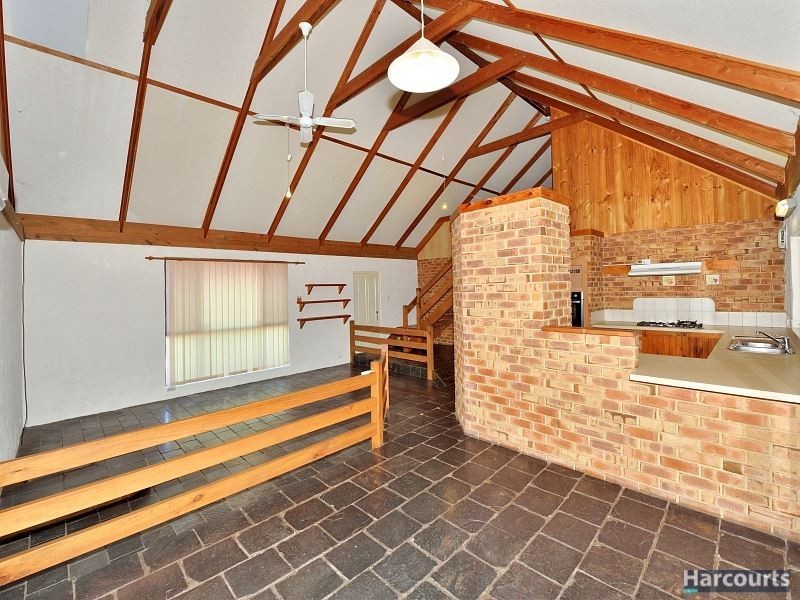 2/13 Duke Street, Wannanup WA 6210