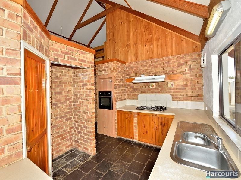 2/13 Duke Street, Wannanup WA 6210