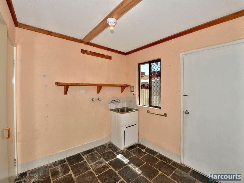 2/13 Duke Street, Wannanup WA 6210