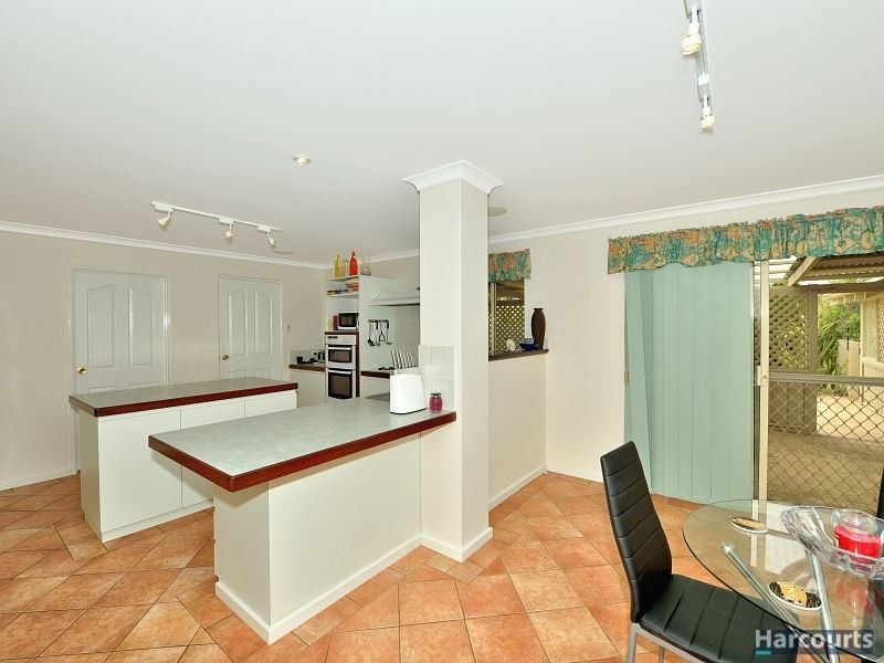 40 Pallas Way, San Remo WA 6210