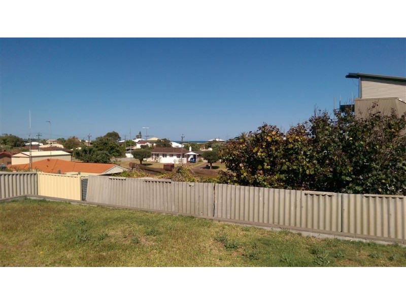 6 Sievewright Street, Silver Sands WA 6210