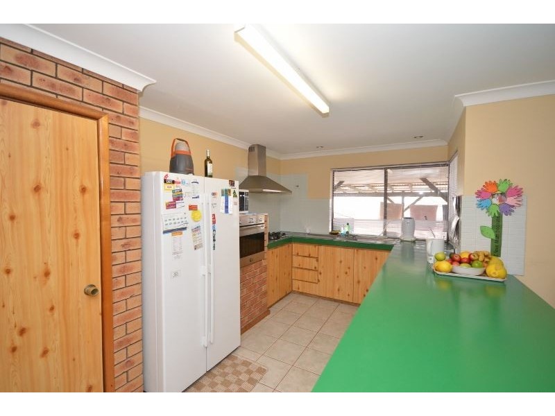65 Morfitt Street, Mandurah WA 6210