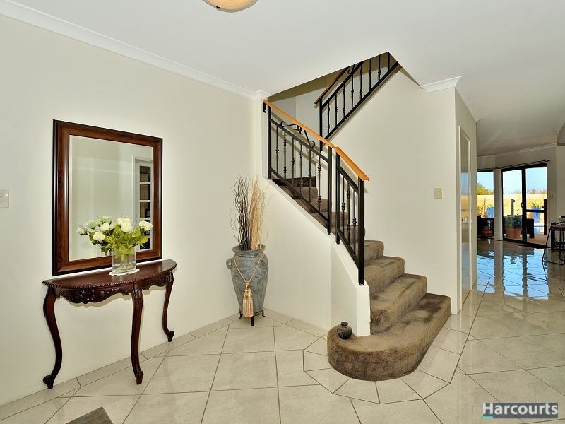 67 Endeavour Circle, Wannanup WA 6210