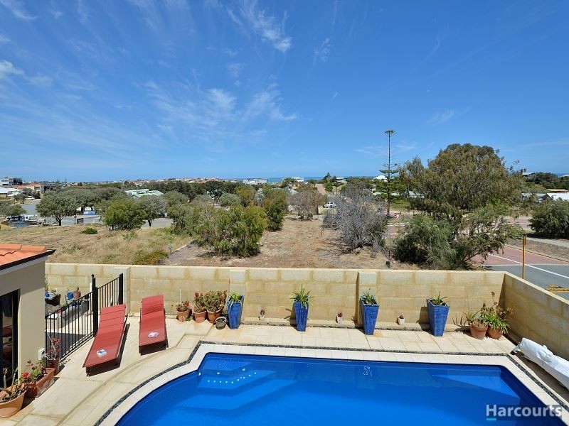 67 Endeavour Circle, Wannanup WA 6210