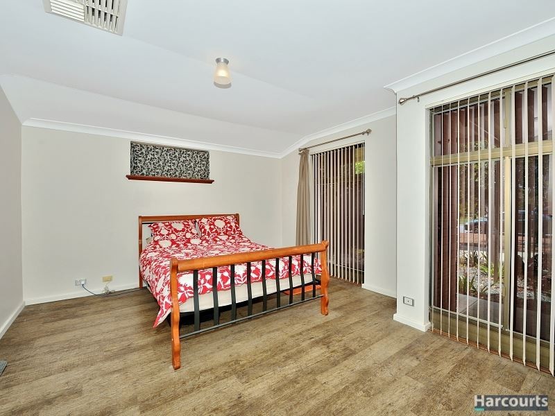 15 Kookerbrook Street, Dudley Park WA 6210