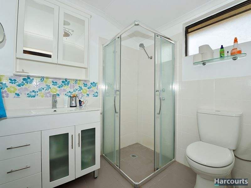 15 Kookerbrook Street, Dudley Park WA 6210