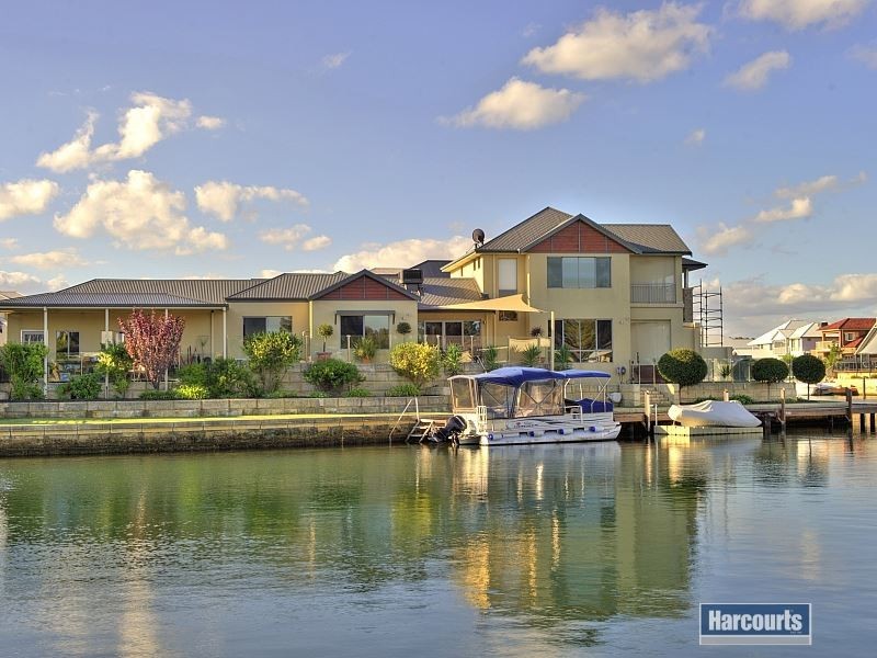 20 Ragamuffin Point, Halls Head WA 6210