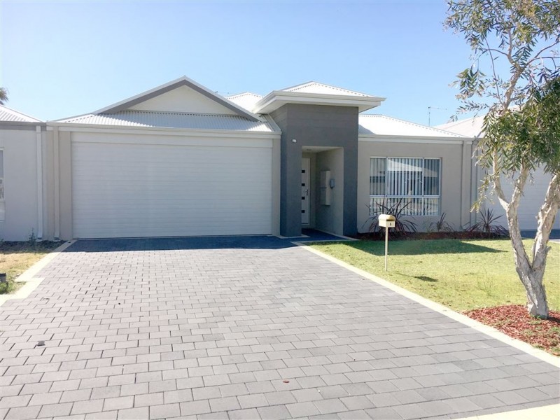 6 Vaucluse way, Coodanup WA 6210