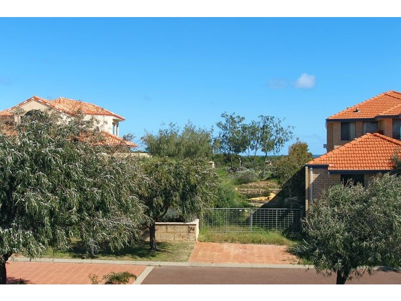 74 Westview Parade, Wannanup WA 6210