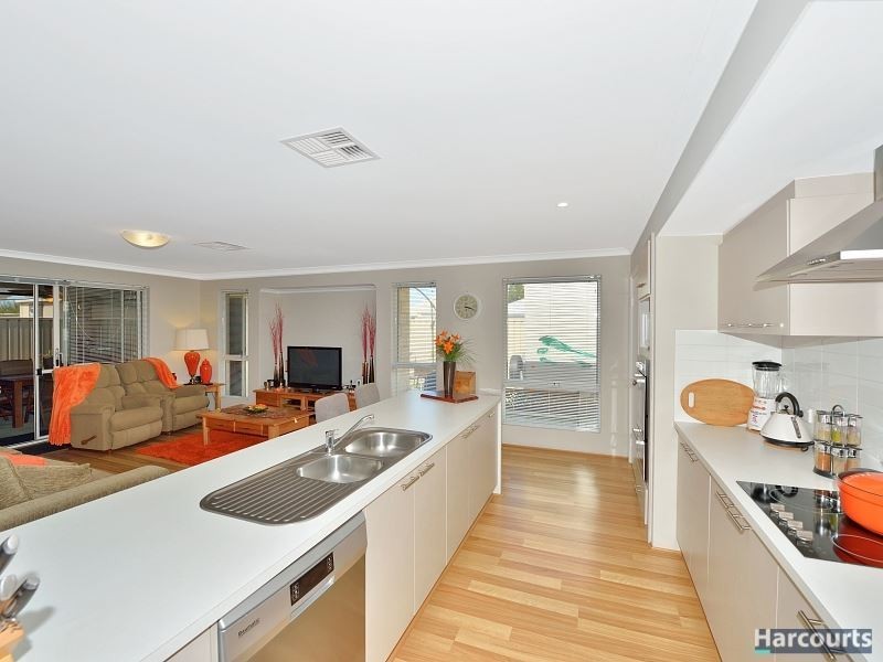 35 Nancarrow Way, Ravenswood WA 6208