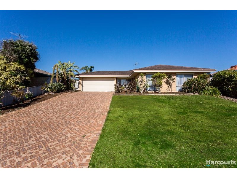 37 Casuarina Drive, Halls Head WA 6210