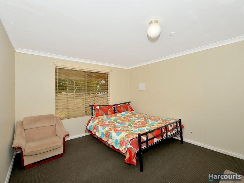 10 Steerforth Drive, Coodanup WA 6210