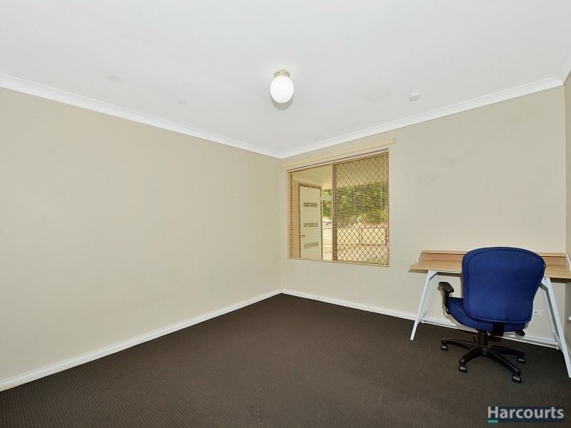 10 Steerforth Drive, Coodanup WA 6210