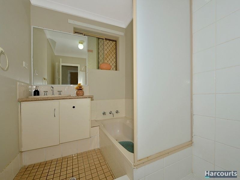 10 Steerforth Drive, Coodanup WA 6210