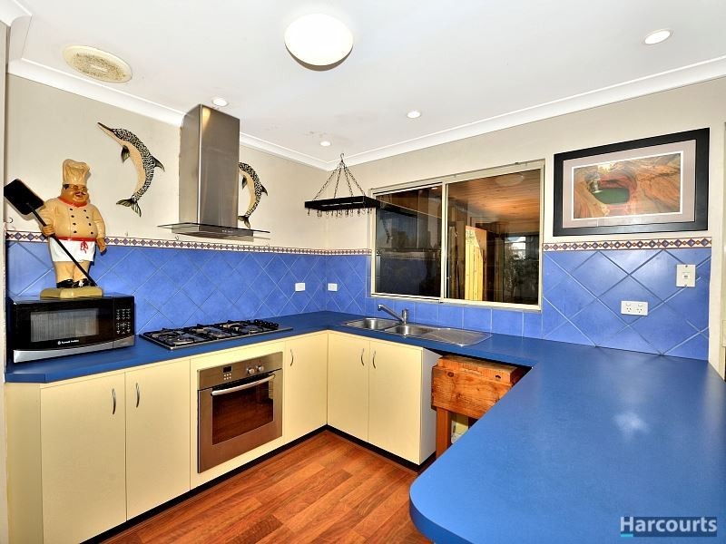 2 Henty Close, North Yunderup WA 6208