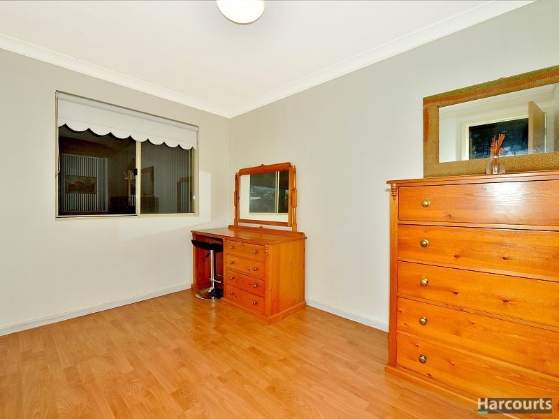 2 Henty Close, North Yunderup WA 6208