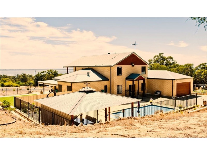 3 Harvey View Drive, Herron WA 6211