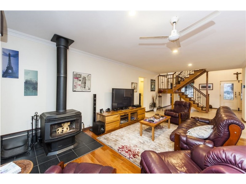 3 Harvey View Drive, Herron WA 6211