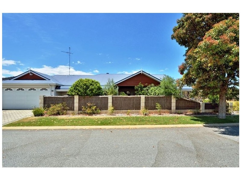 63 Darwin Terrace, Dudley Park WA 6210